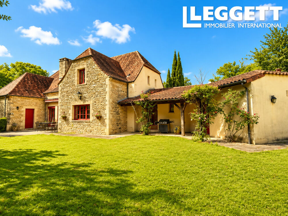 Superbe maison de 5 chambres, élégante, en excellent état, dans un joli village près de Sarlat-la-Canéda