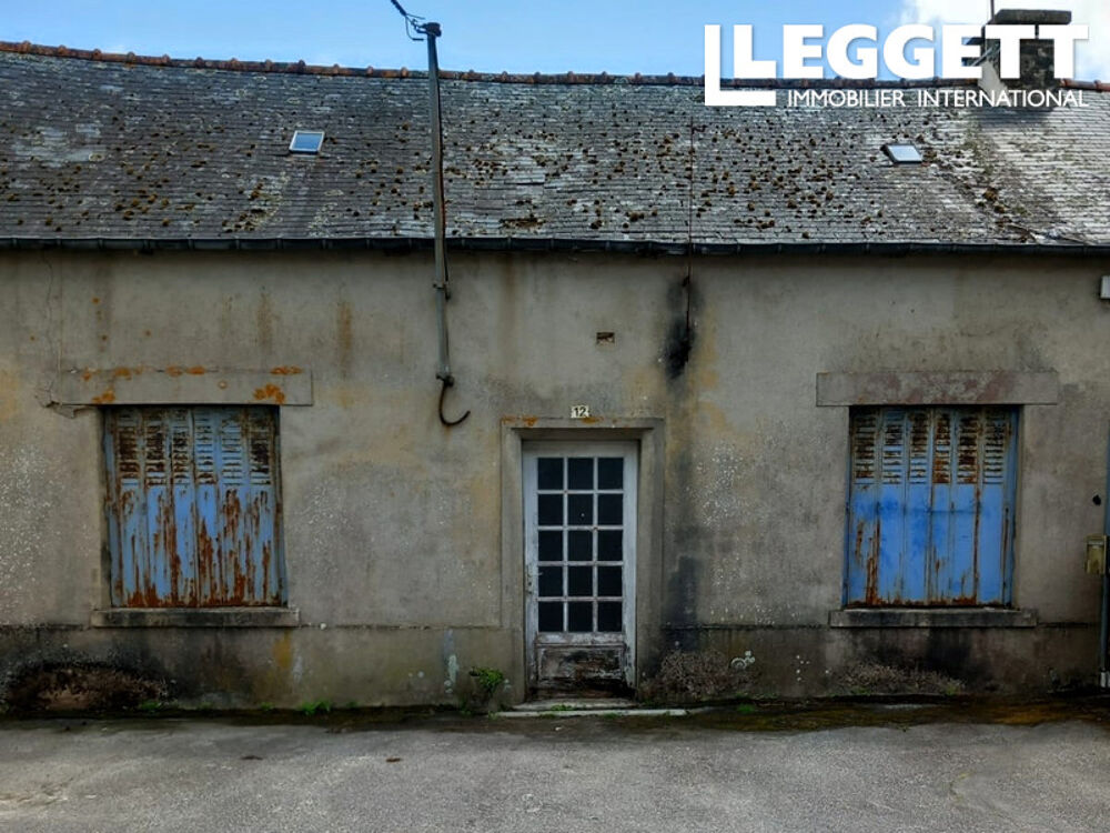 Vente Maison Une belle propriété à rénover avec un petit jardin au centre d'un village populaire. Plouray