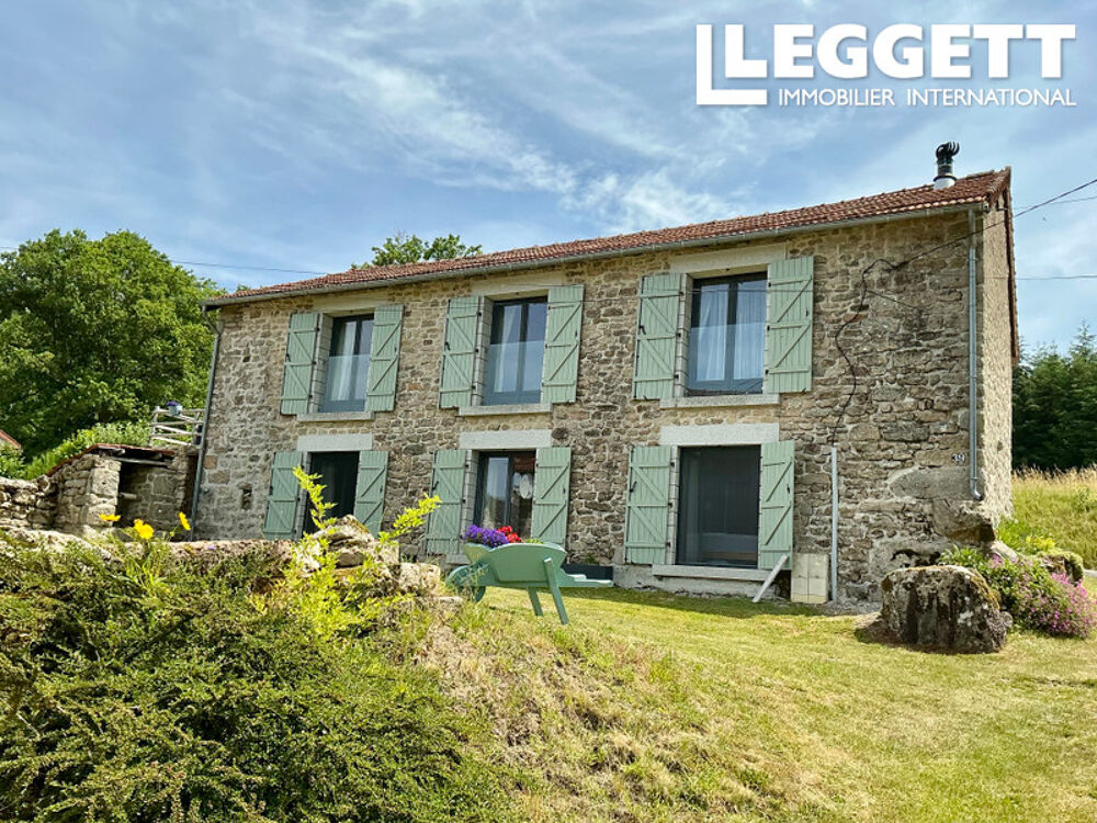 Grange restaurée avec goût, et un gîte indépendant.