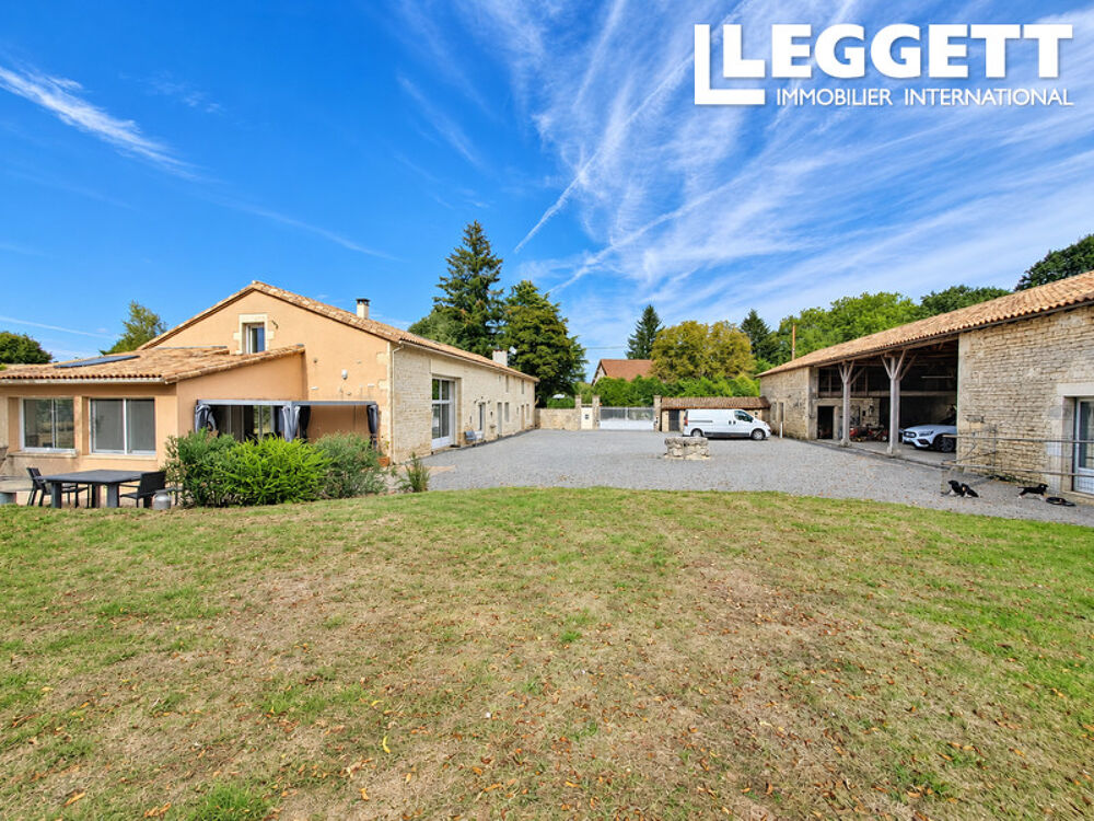 Vente Maison Belle propriété de campagne rénovée avec dépendances en pierre et magnifique parc arboré Valdelaume
