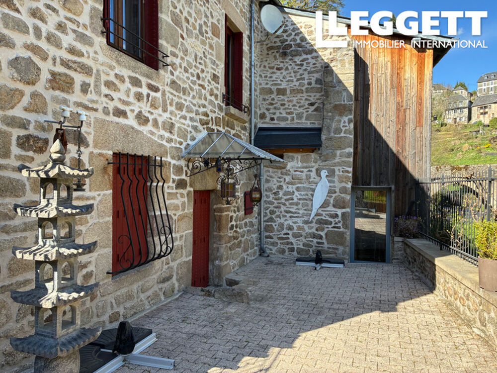 Vente Maison Opportunité exceptionnelle: un restaurant, une galerie et deux maisons, le tout  proche de la rivière. Treignac