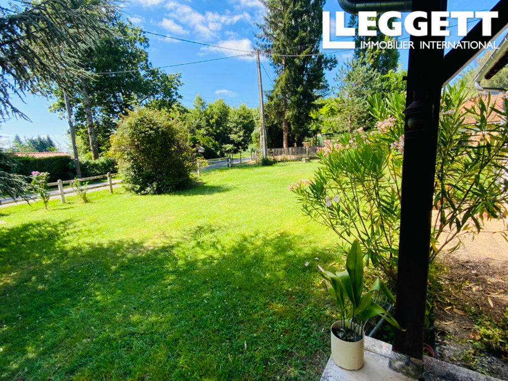 Vente Maison Maison familiale de 5 chambres avec 2 chambres en RDC, dépendance en pierre et vue panoramique ? Montignac Montignac-lascaux