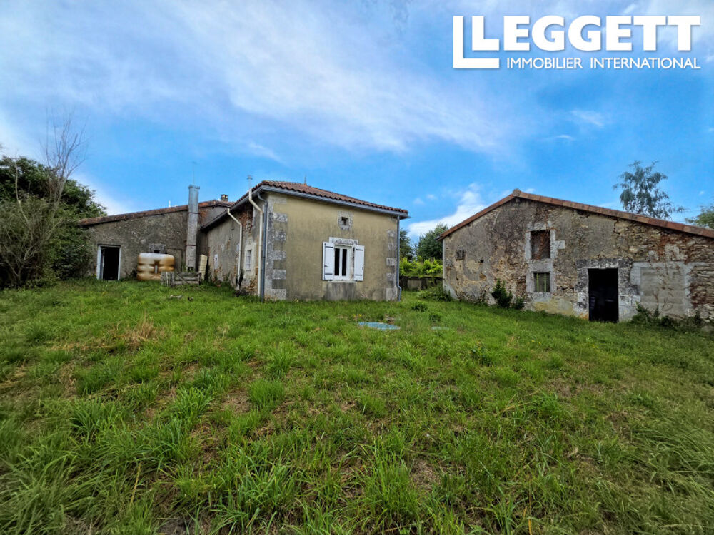 Vente Maison Maison de campagne  avec dépendances et jolie vue dégagée, et environ 6 000m2 de terrain à 25 min d'Angoulême Villebois-lavalette
