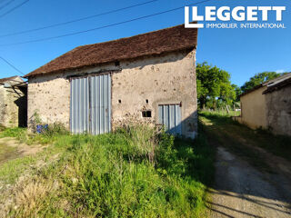  Remise / Grange � vendre 880 m� Lussac-les-�glises