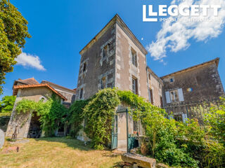  Maison à vendre 15 + pièces 466 m²