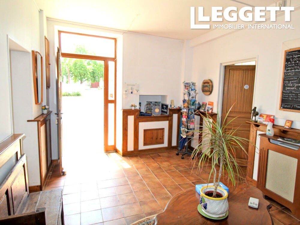 Vente Maison Superbe grande maison actuellement utilisée comme chambres d'hôtes. Jardin. Grange. Journet