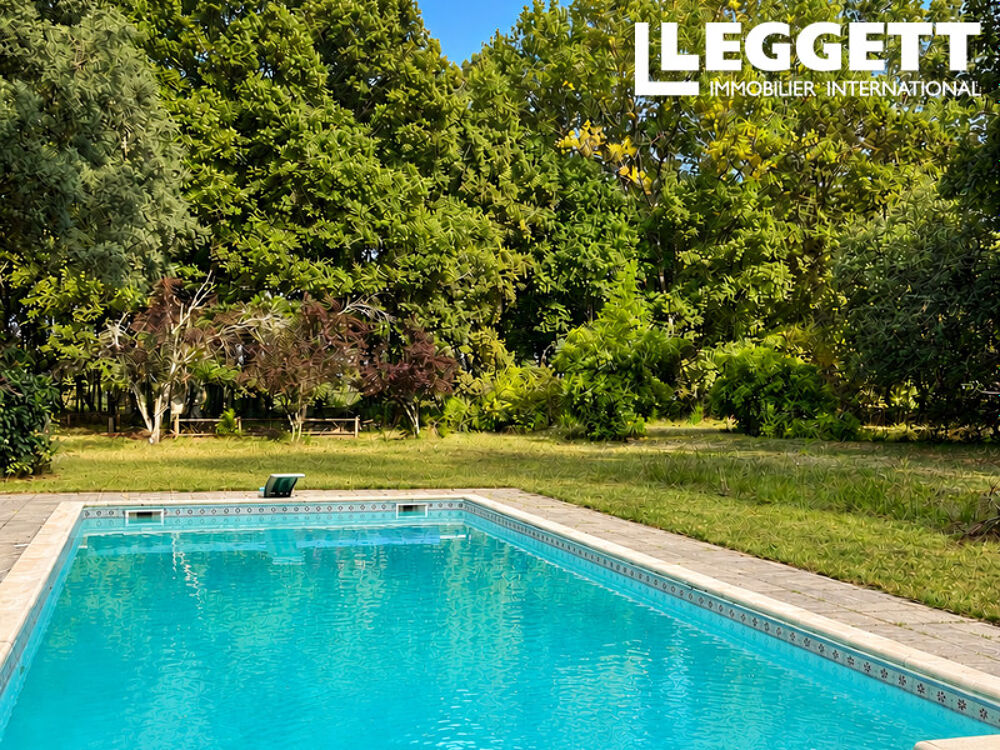 Vente Maison Maison de caractère de style basco-landais avec piscine sur 1,34 hectare, au calme dans un cadre boisé Sos