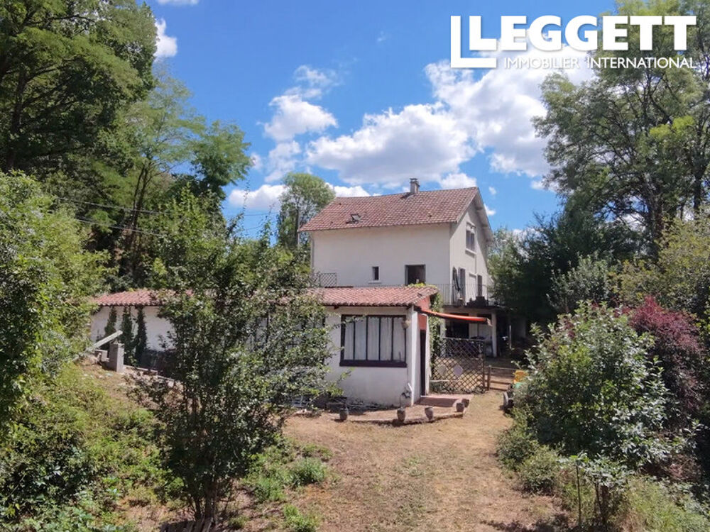 Maison 8 pièces 209 m² · à Nontron · 209 m² · 265 000 €