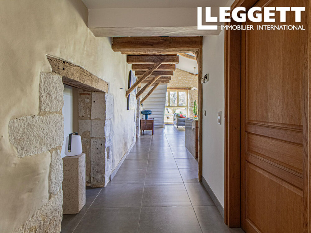 Vente Maison Superbe propriété rénovée avec piscine, vues et 1,8 ha près de Montpezat-de-Quercy Montpezat-de-quercy