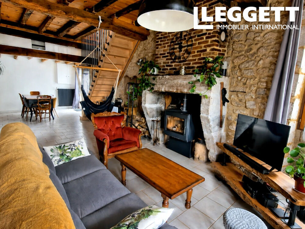 Vente Maison Charmante maison de campagne rénovée avec grange, verger et terrain de 3 500 m² près de La Jemaye, Dordogne La jemaye-ponteyraud