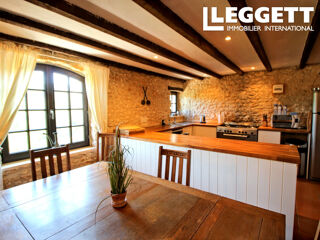 Vente Maison Maison d'habitation avec piscine et appartement séparé à rénover Sainte-foy-de-longas