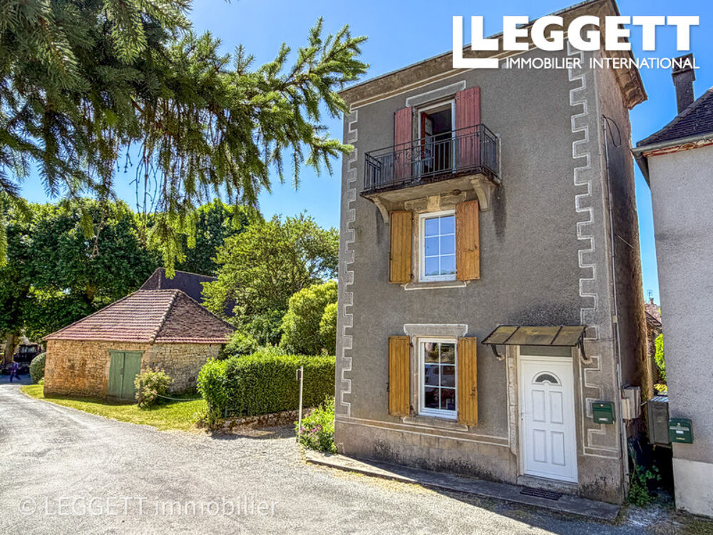 Proche Gourdon : Charmante petite maison rénovée vendue meublée, tout confort avec jardinet