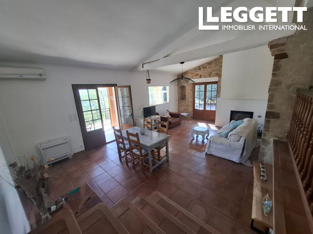 Vente Maison Magnifique villa en Provence avec vue imprenable, piscine, garage et jardins. À 10 minutes de Cotignac. Sillans-la-cascade