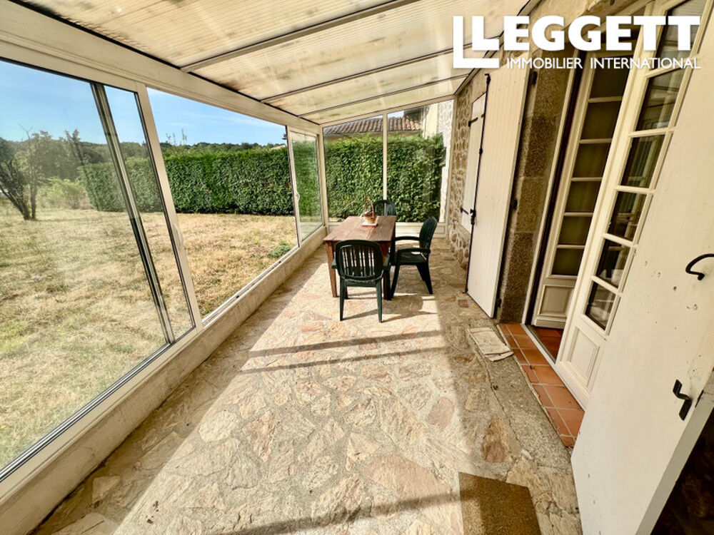 Vente Maison Charmante maison en pierre avec grange et jardin ? À seulement 5 minutes de Nontron dans le beau Dordogne Augignac