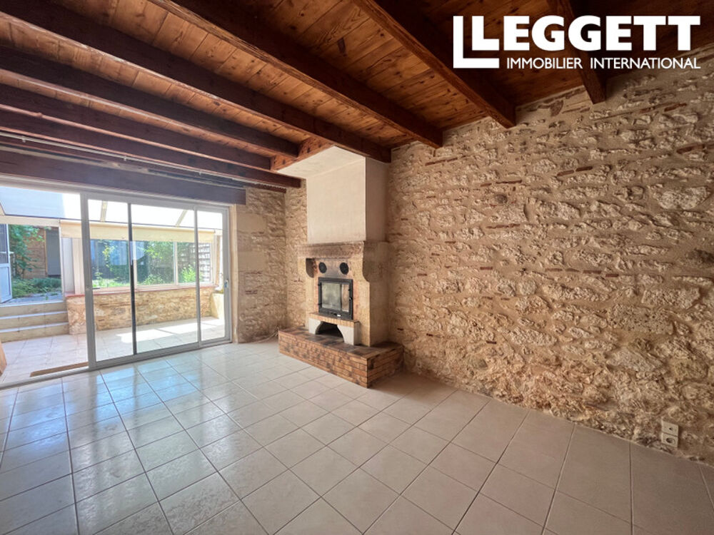 Vente Maison Maison de ville en pierre de cinq chambres avec son jardin Sainte-foy-la-grande