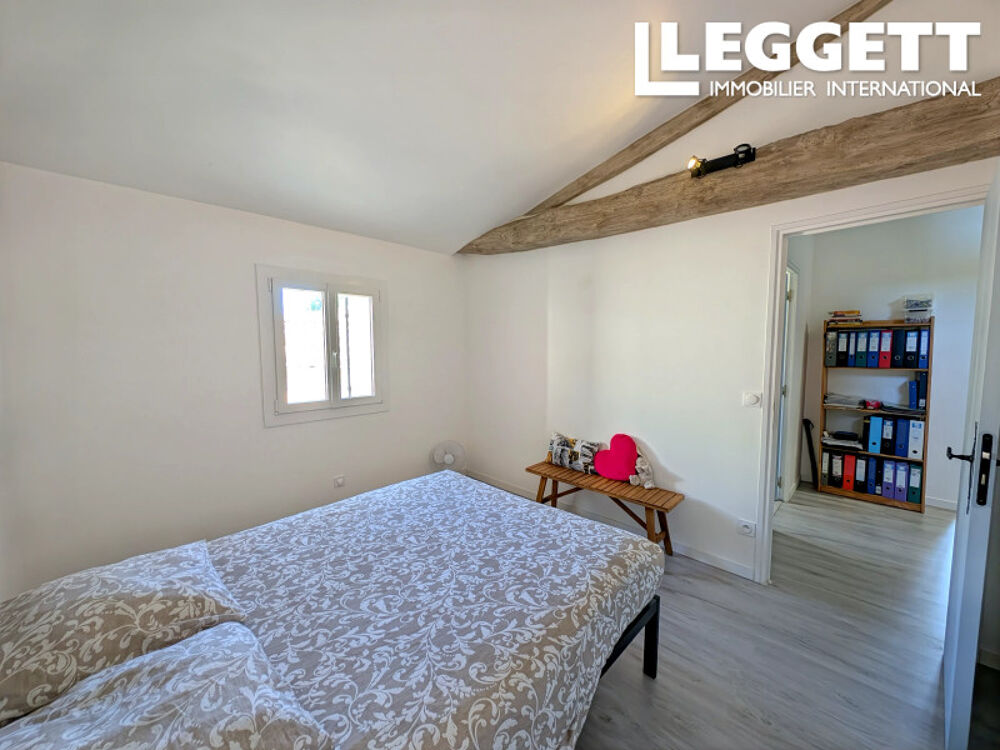 Vente Maison Maison familiale avec appartement indépendant, grand garage et jardin clos à Montendre Montendre