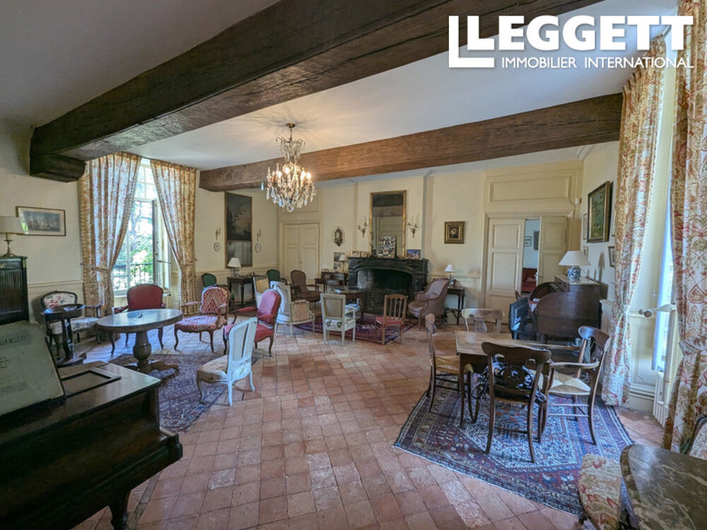 à vendre  Propriété/château Le Loroux-Bottereau (44430)