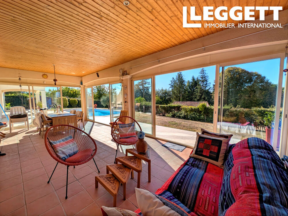 Vente Maison Maison contemporaine avec piscine, garage, de belles vues sur un jardin clos ? 15 min de Jonzac Saint-maigrin