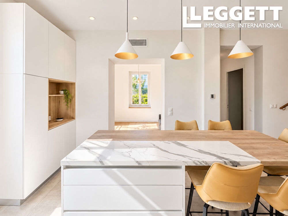 Vente Maison Antibes proche centre - Maison de ville familiale avec 4 chambres, rénovée avec piscine Juan les pins