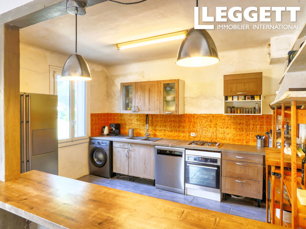 Vente Maison LUBERON, ST.SATURNIN LES APT - Charmante maison en plein pied, avec 2 chambres et grand jardin au calme. Saint-saturnin-lÈs-apt