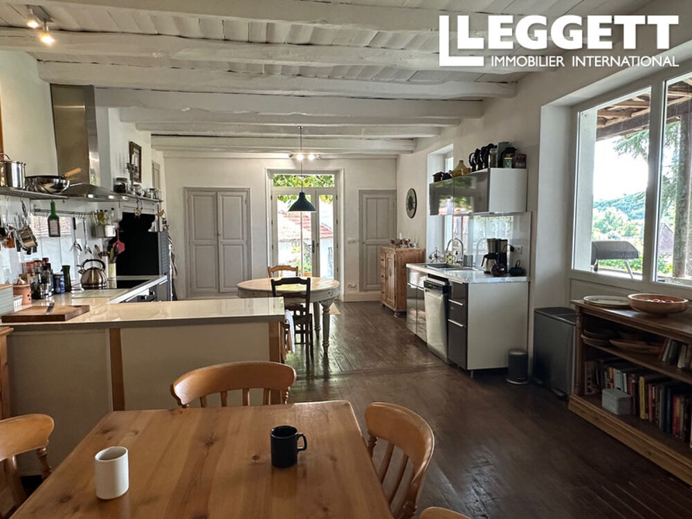 Vente Maison Élégante Propriété avec maison et Chambres d?Hôtes dans la Vallée du Lot ? Opportunité Clé en Main Luzech