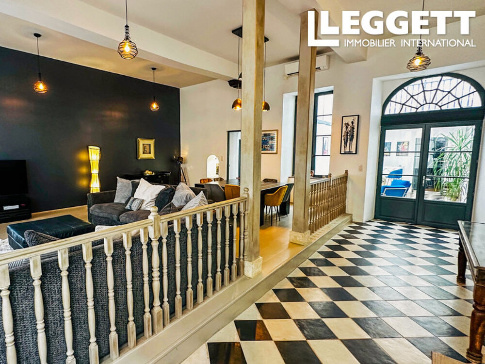 Vente Maison Belle maison de village de caractère entièrement rénovée avec piscine chauffée et appartement indépendant Sos