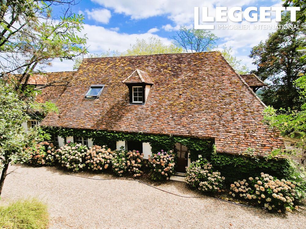Vente Maison Propriété périgourdine du XVIIIe siècle avec piscine, étang et gîte près de Bergerac Église-neuve-d'issac