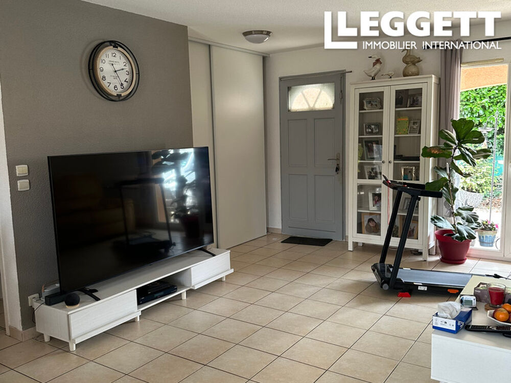 Vente Maison Villa contemporaine de plan pied située a deux pas des commerces et écoles. Miramont-de-guyenne