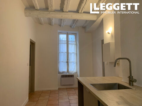 NOUVEAU. Avignon intramuros. Appartement 2 pièces de 26 m² avec petite cour attenante. 83000 Avignon (84000)