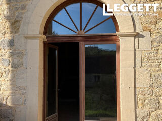  Maison à vendre 15 + pièces 690 m²