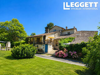  Maison à vendre 12 pièces 353 m²