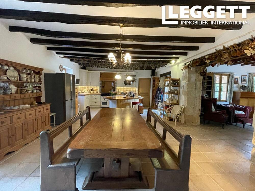 Belle propriété avec gite et grange au c?ur du Périgord Noir