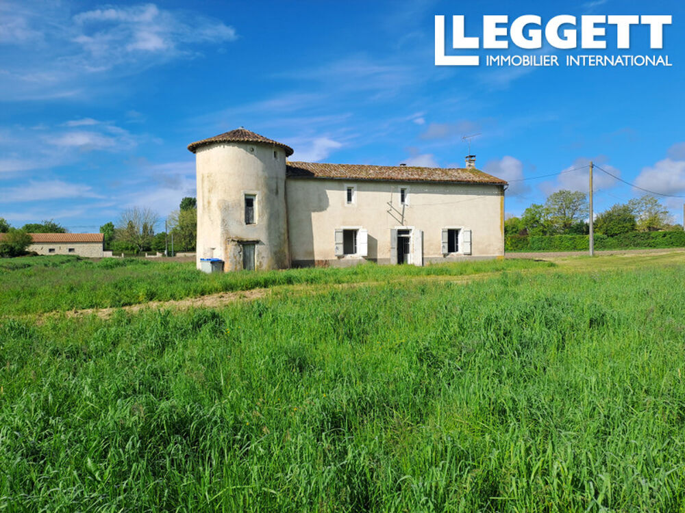 Vente Maison Propriété exceptionnelle : logis avec tour, en bord de rivière, avec étang et île privée ! Chef-boutonne