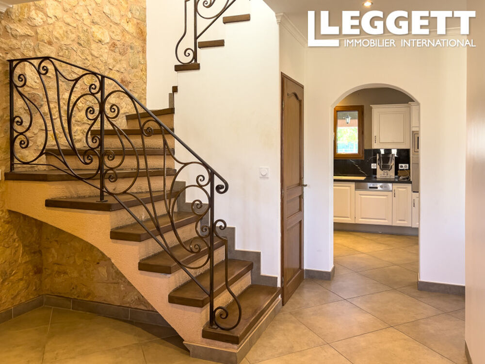 Maison de caractère, 4 chambres, au calme, avec piscine, 1,5 ha et vue panoramique près de Duras