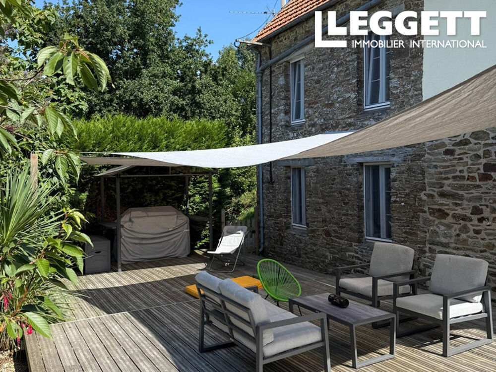 Vente Maison Leggett. Maison XVIIIe rénovée, 5 ch, 3 sdb, dépendances, 8000m², proche plages du Débarquement et commerces. Villiers-fossard