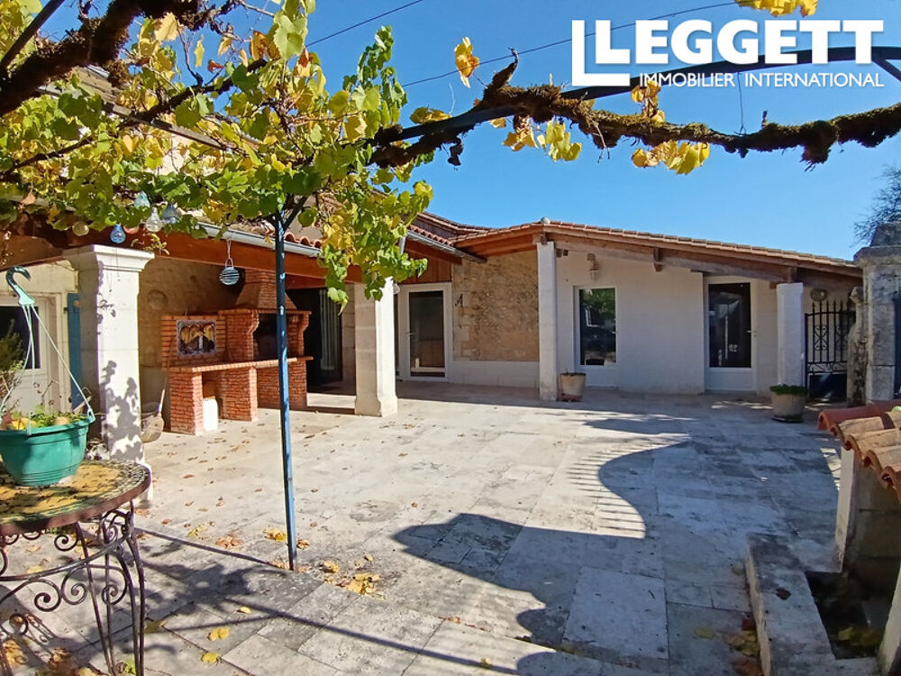 Maison 9 pièces 240 m² · à Mareuil en Périgord · 240 m² · 214 000 €