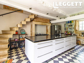  Maison � vendre 15 + pi�ces 487 m�