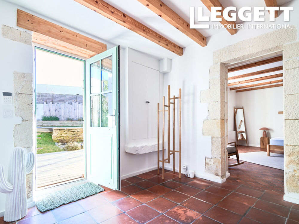 Vente Maison Maison Charentaise 4 chambres piscine, pleine de charme entre nature et modernité proche La Rochelle Andilly