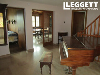  Maison � vendre 5 pi�ces 232 m� Gex