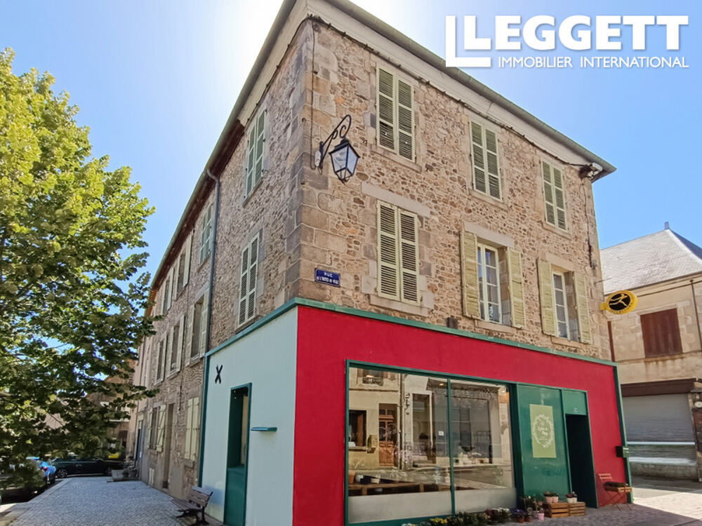 Charmante châtellenie avec local commercial et 2 appartements dans ville thermale, revenus locatifs immédiats