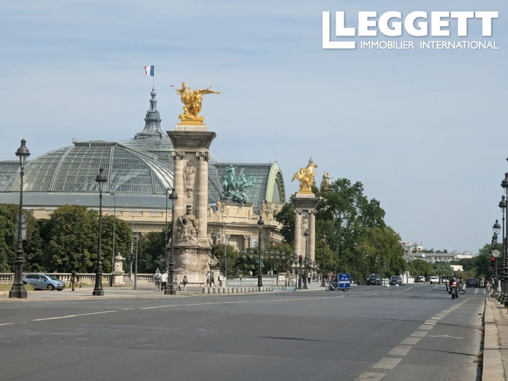 Vente Appartement Paris 7e Invalides / quai de Seine, studio de 15 M2 dans un immeuble contemporain, douche wc cuisine équipée Paris 7