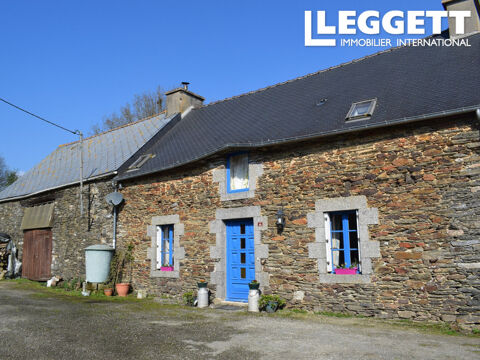   Maison traditionnelle en pierre de 3 chambres, avec g�te ind�pendant. D�pendances. 5000 m� de terrain. Maison - 6 pi�ce(s) - 146 m�