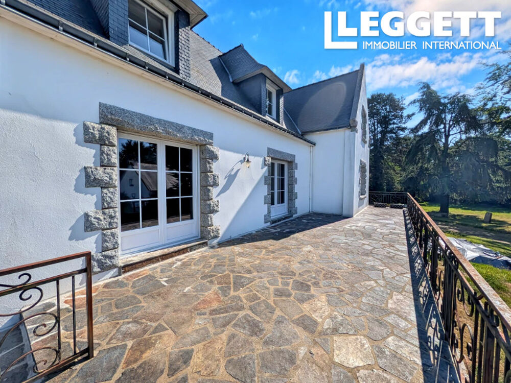 Vente Maison Belle maison en pierre indépendante de 6 chambres avec magnifiques jardins arborés - fort potentiel Locarn