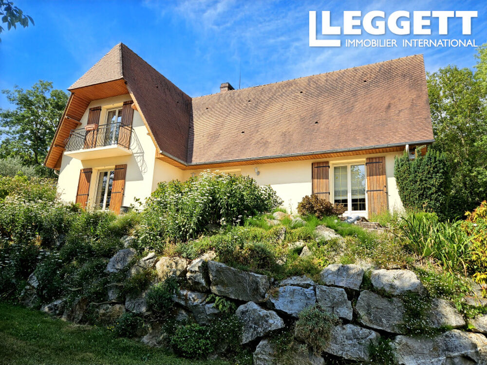 À proximité de Vimoutiers et Livarot ? Élégante propriété avec vue panoramique et jardin de plus de 3 000 m²