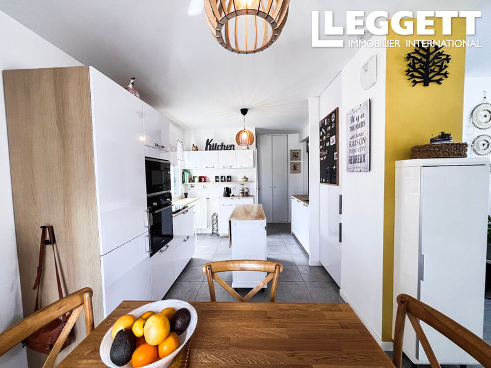 Vente Appartement Superbe appartement en dernier étage avec terrasses et double parking à La Rochelle La rochelle