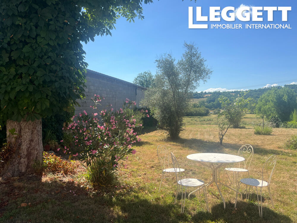 BELLE MAISON DE VILLAGE/RÉNOVÉE/CARACTÈRE/LUMINEUSE/4-5 CHAMBRES/3 SDB/JARDIN SUD/BIEN ENTRETENUE