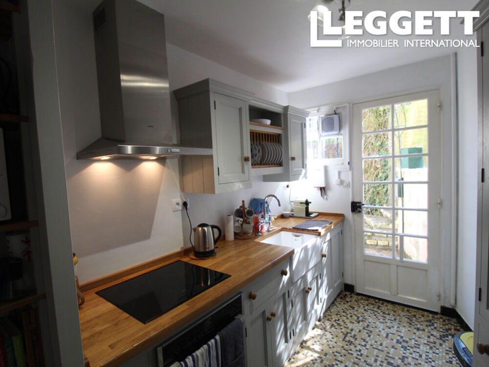 Vente Maison Maison familiale de 4 chambres avec jardin, située dans l'un des plus beaux villages de France Angles-sur-l'anglin