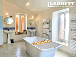  Maison à vendre 12 pièces 361 m²
