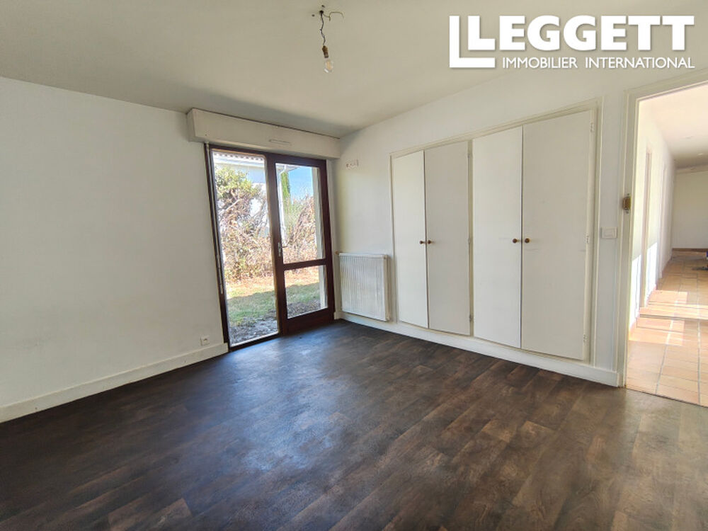 Vente Maison Maison de plain-pied au calme avec jardin et potentiel piscine LÉognan