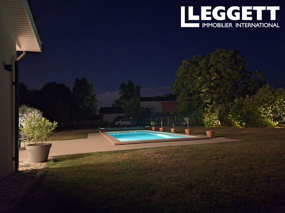 Vente Maison A proximité de Lyon,  maison d?architecte quasi neuve, vue campagne et prestations haut de gamme sur 1453 m². Saint-genis-laval